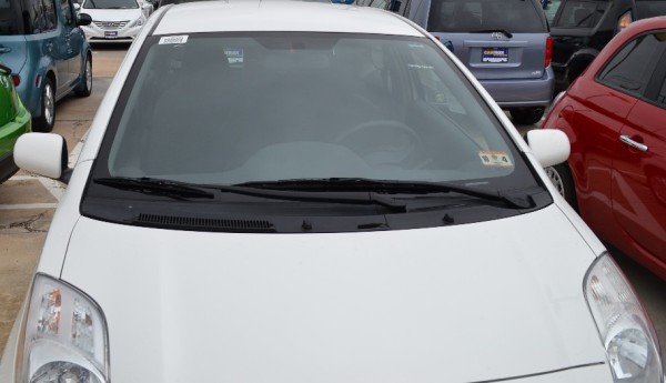 auto glass toyota yaris #3