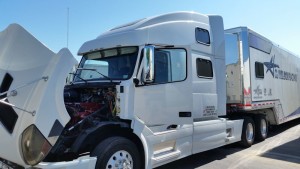 2010 Volvo Truck VN Series Windshield Replacement