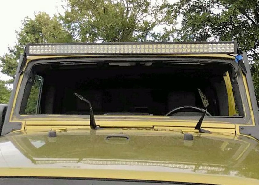 1999 Jeep Wrangler Windshield