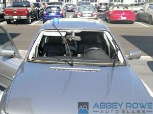 2002 BMW 325 Windshield Replacement